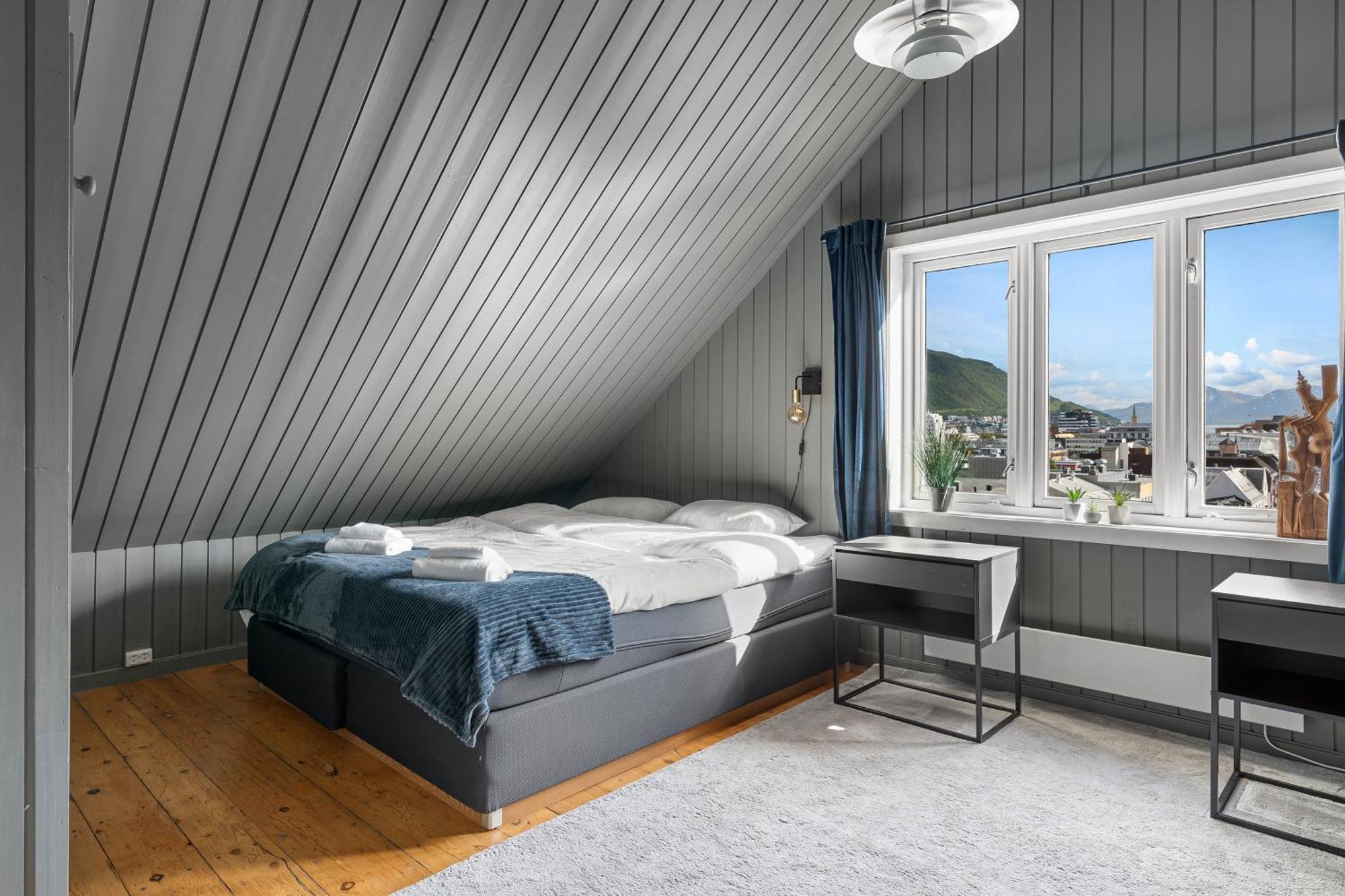 Arctic Homes - Historical Tromso House With View Extérieur photo